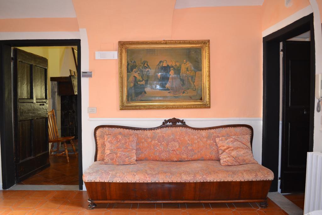 Corte Palazzo Picedi Benettini Sarzana Extérieur photo