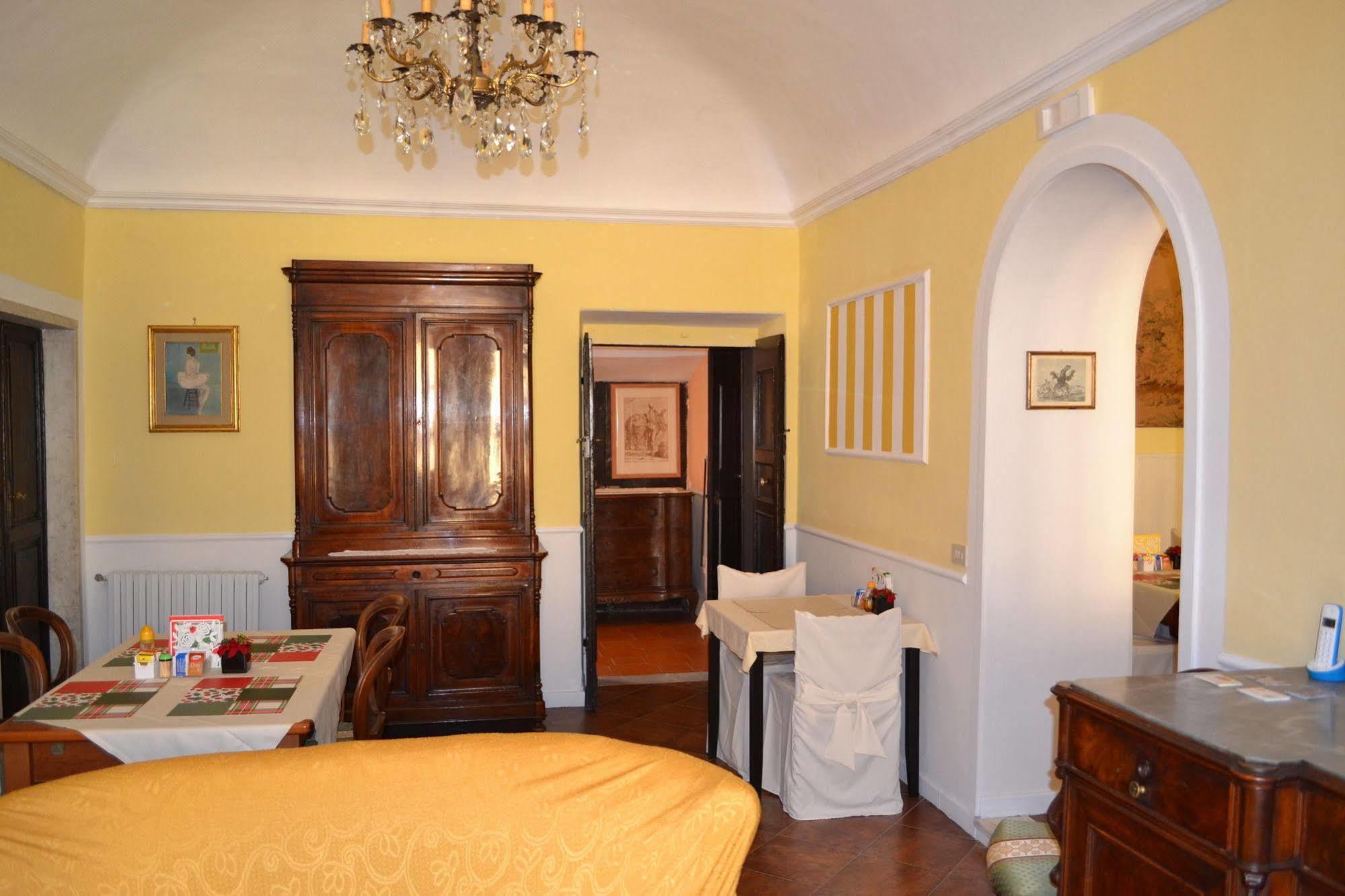 Corte Palazzo Picedi Benettini Sarzana Extérieur photo